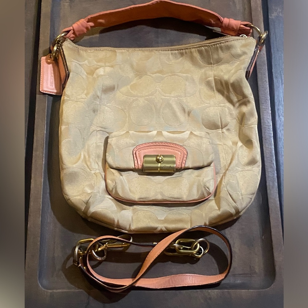 Coach Y2K Beige Canvas Hobo Bag with Pink Leather💕